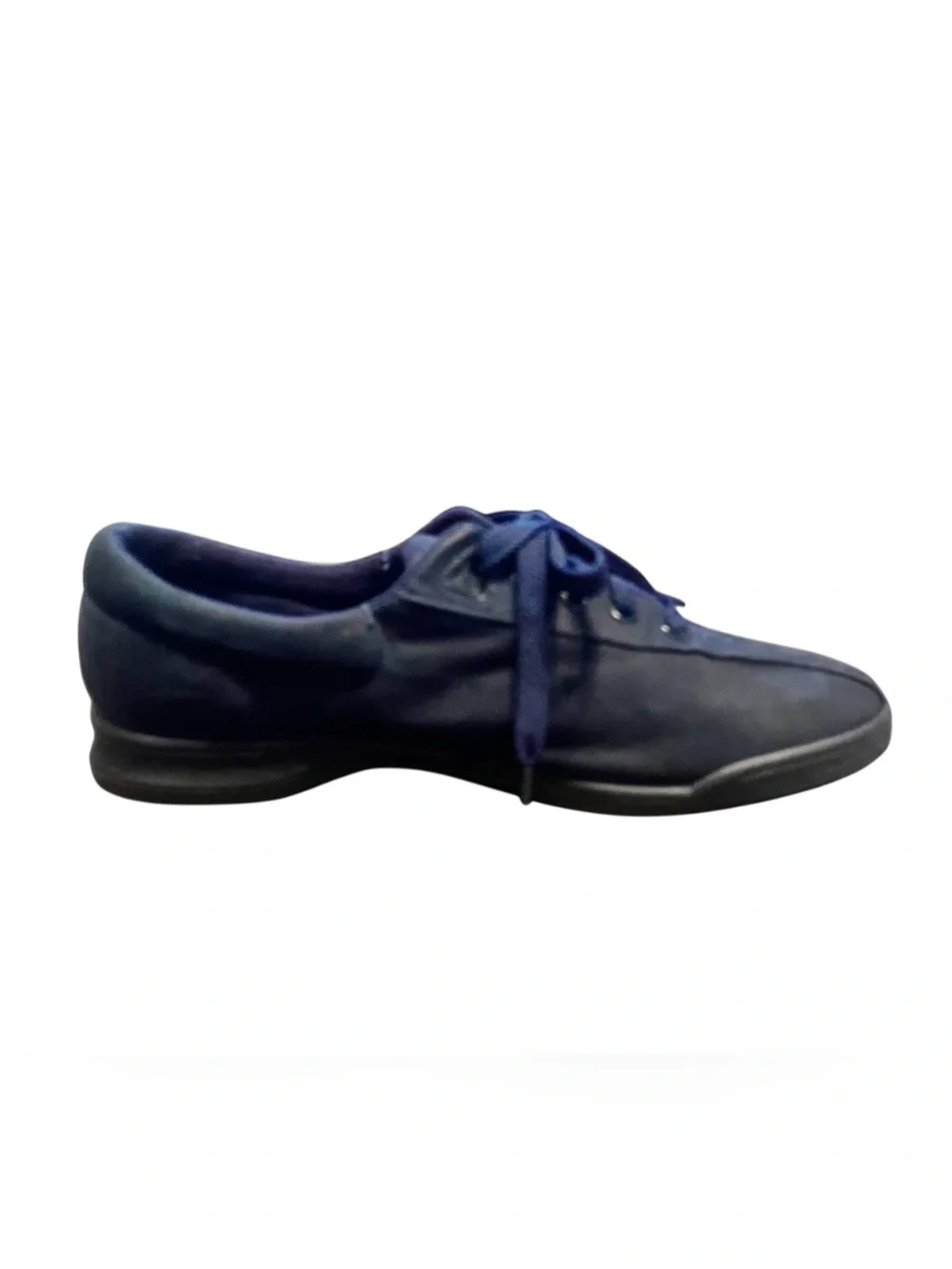 Easy Spirit Women’s Navy Suede Lace-Up Sneaker